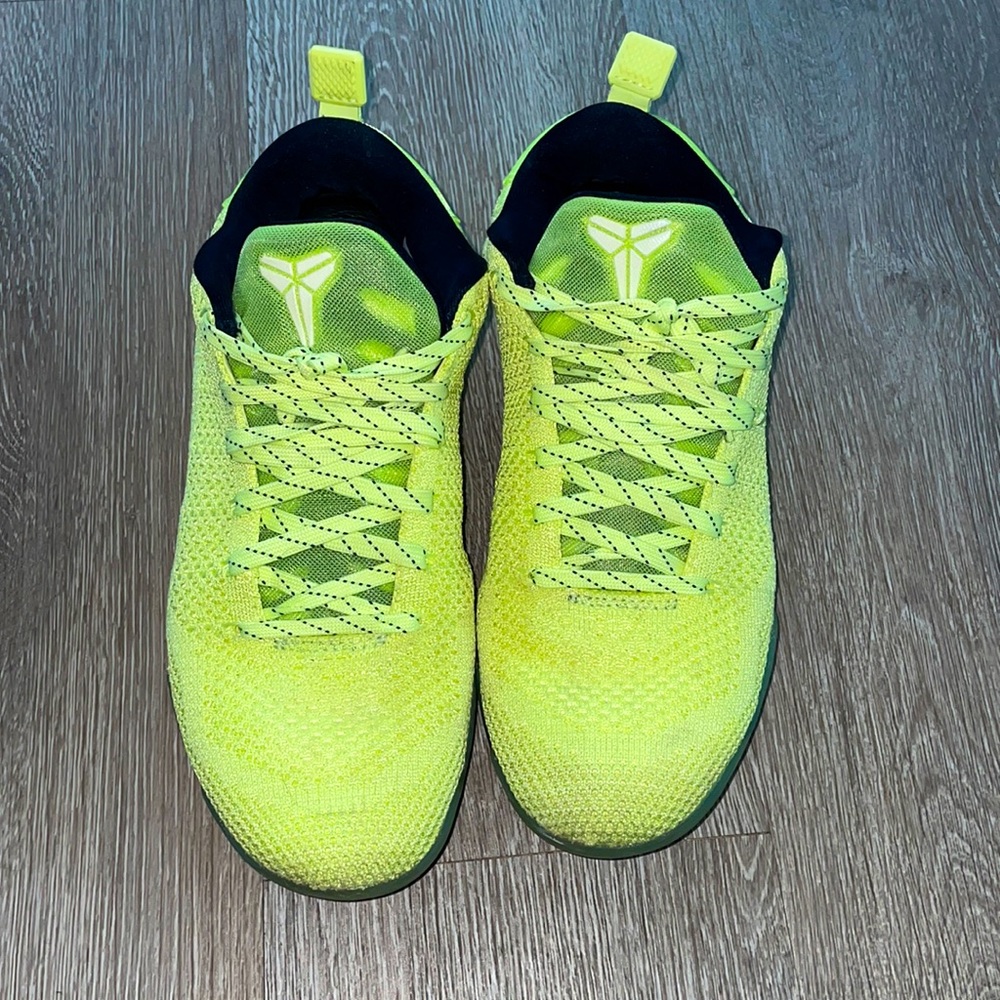 “Ghost Before Christmas” Men’s size 8.5